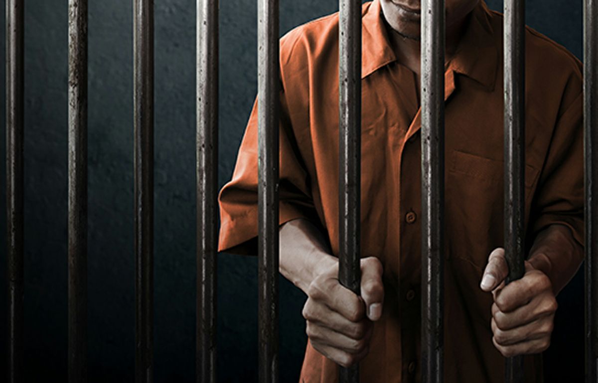 Prisoner+behind+bars_+276339538370b50b358-f914-4f43-9b1f-604611ae8bd2-prv.jpg