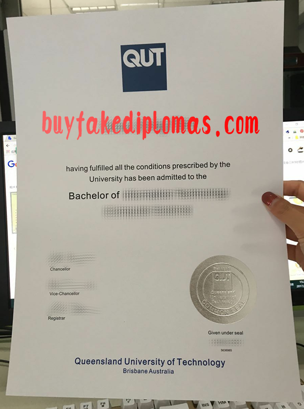 Queensland-University-of-Technology-Diploma-d (1).png