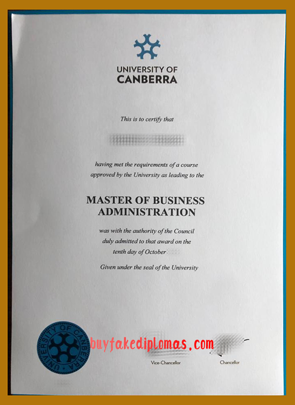 University-of-Canberra-Degree.png