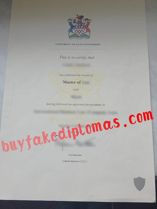 University-of-Gloucestershire-Diploma-d.png