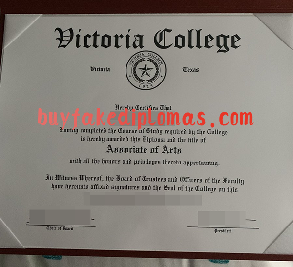 Victoria-College-Diploma-D.png